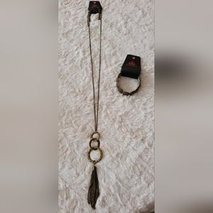 Paparazzi Necklace, Earrings & Bracelet - NWT